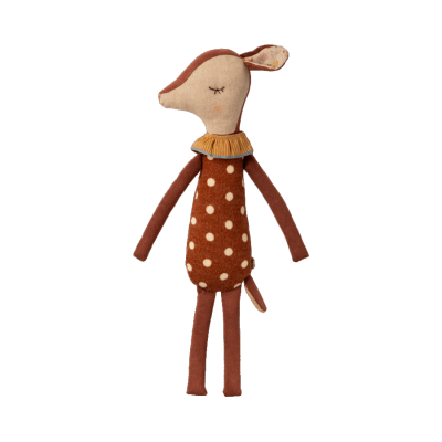 Сонный олененок