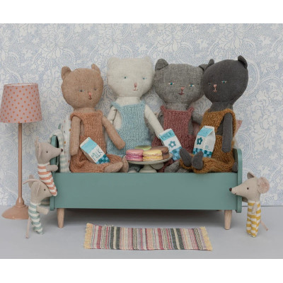 Белый кот Maileg