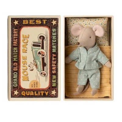 Мышка Младший брат в спичечном коробке.