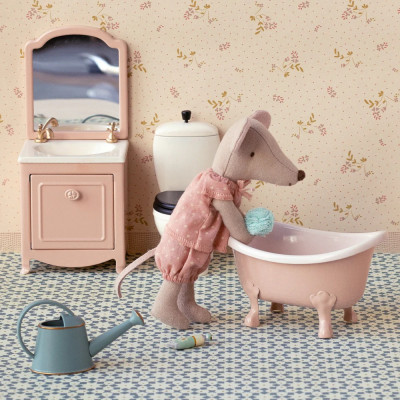 Мышка Старшая сестра в спичечном коробке