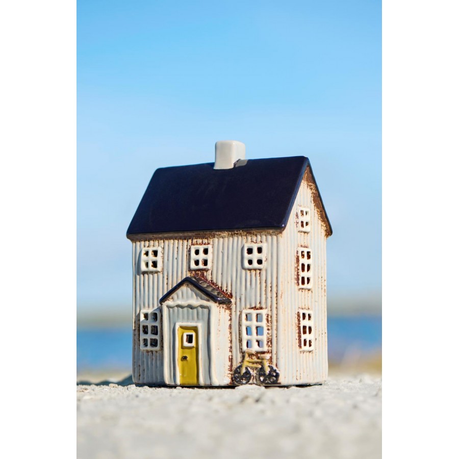 Подсвечник House tealight Visby bicycle in front black roof