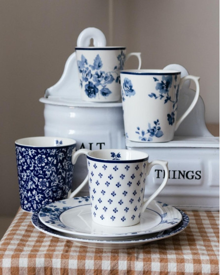 LAURA ASHLEY